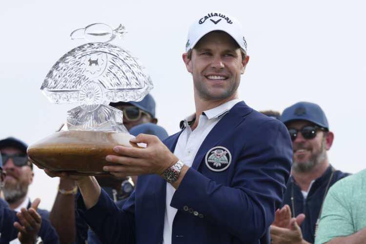 Thomas Detry gets his first PGA Tour victory, a 7-shot romp at the Phoenix Open